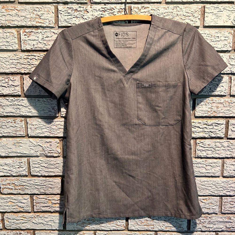 FIGS Technical Collection Scrub Top XXS Gray V-Neck Short Sleeve FW1000 Pocket